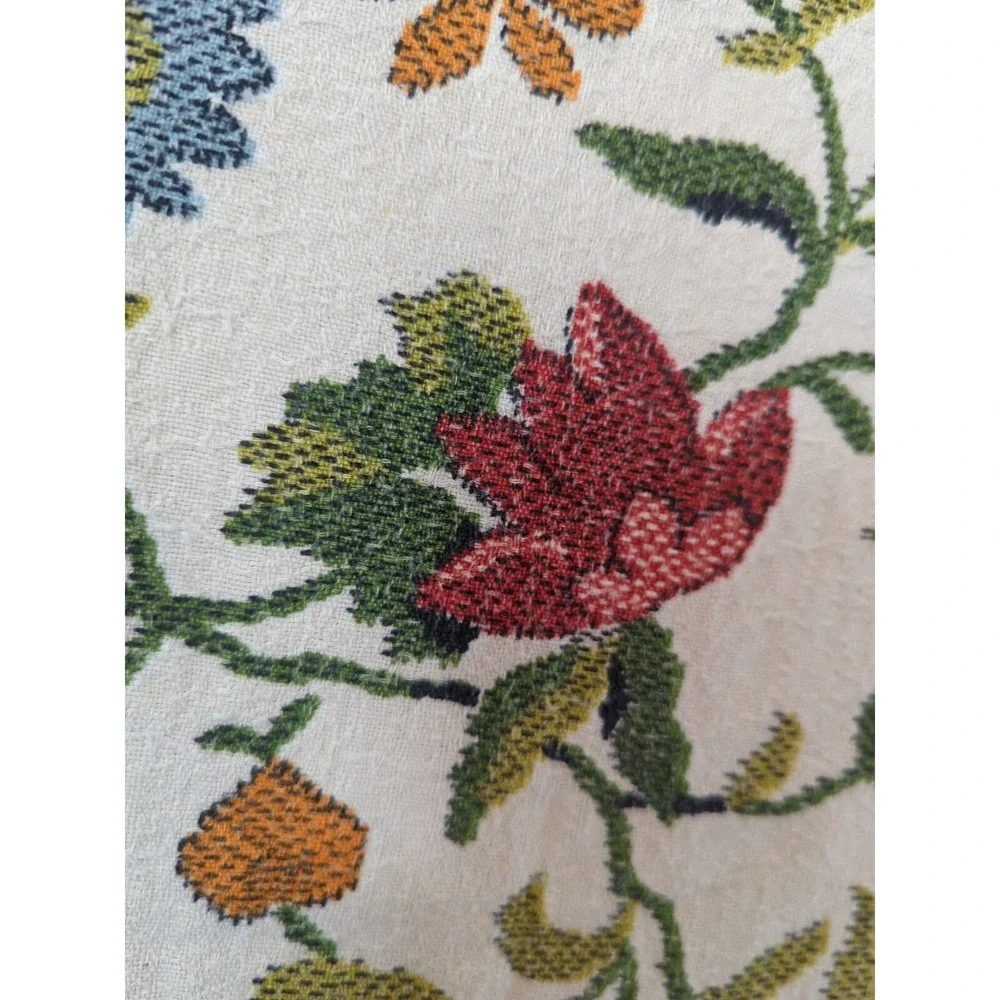 Gorgeous Stitched Embroidered Floral Tablecloth Vintage 44x95